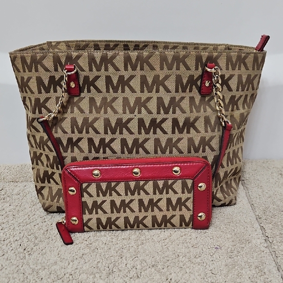 Michael Kors Jet Set Canvas Shoulder Bag Tote Handbag Purse with Matching Wallet - Picture 1 of 16